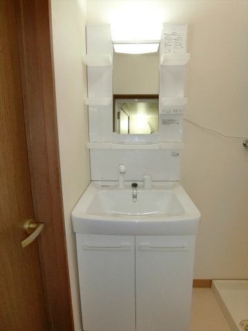 メゾングレースの独立洗面台