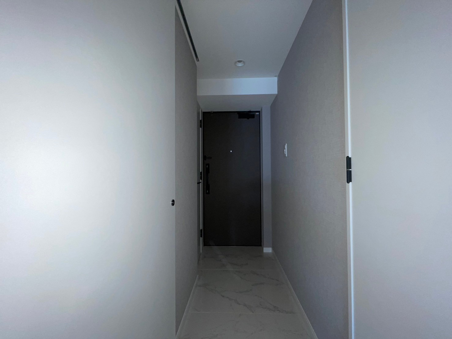 S-RESIDENCE大阪上本町の玄関