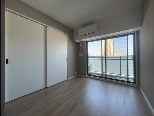 S-RESIDENCE大阪上本町の洋室