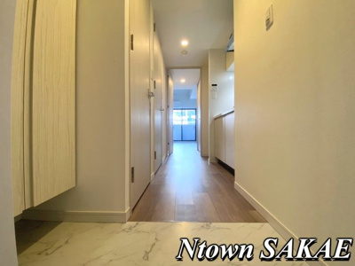 【玄関】 | S-RESIDENCE志賀本通North | 明るい玄関です