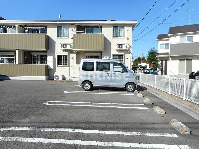 ルミエール　杉の駐車場|駐車場