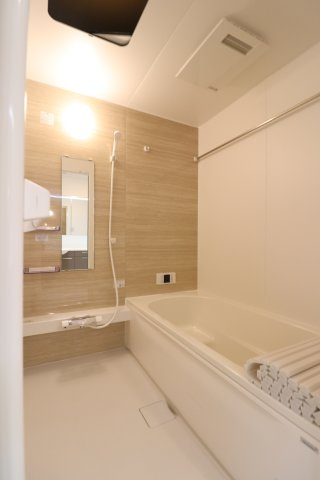 メゾン アイリスの浴室