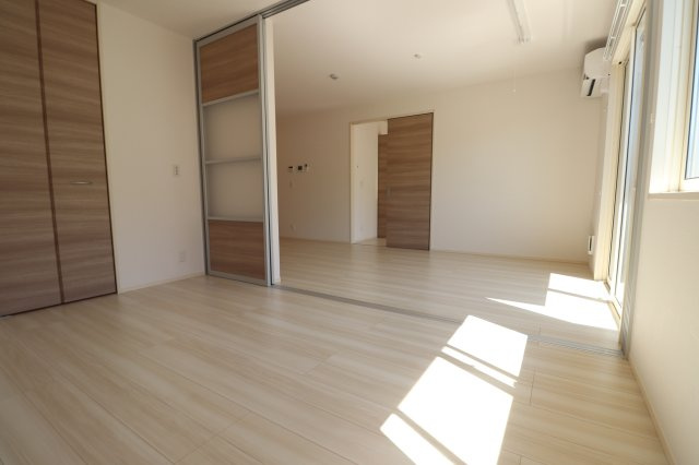 メゾン アイリスの居間・リビング