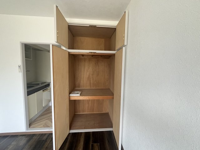 【収納】 | アメニティハイツ上ヶ原壱番館 | 専用の収納スペースです
