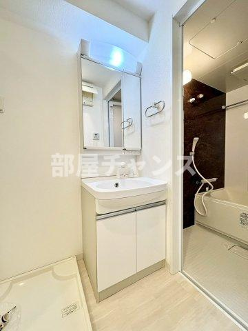 グレーシアコート金山の独立洗面台