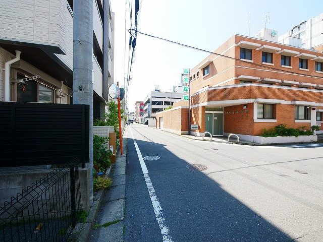 文屋ビルの駐車場
