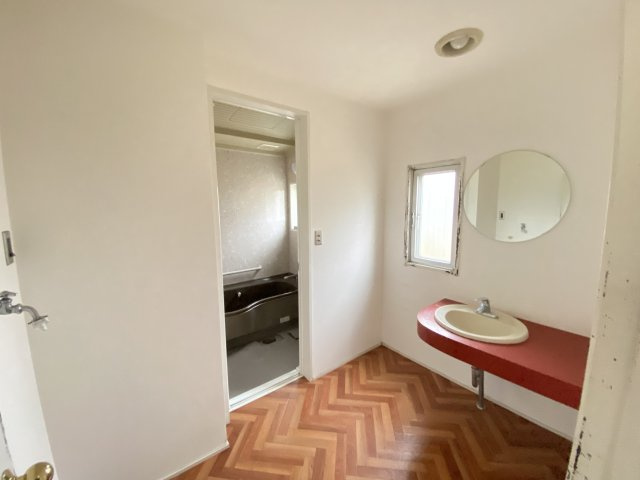 AU貸家住宅の洗面所