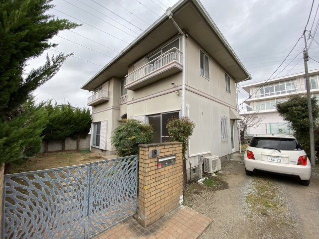 AU貸家住宅の外観