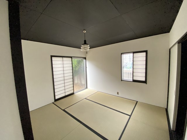 AU貸家住宅の和室