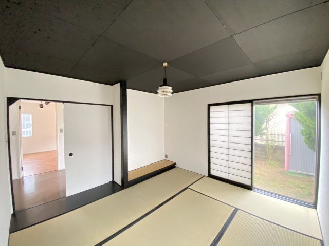 AU貸家住宅の和室