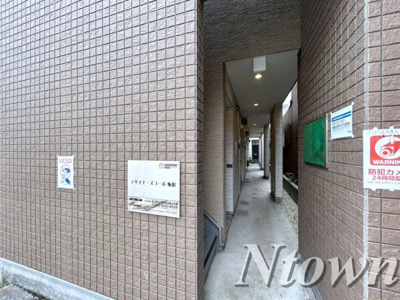 【エントランス】 | デザイナーズコーポ賑町 | 毎日通るエントランスはこのようになっています