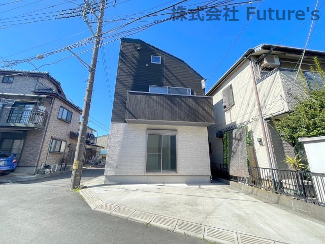 三郷市谷口　中古戸建の外観|三郷中央駅まで徒歩14分です