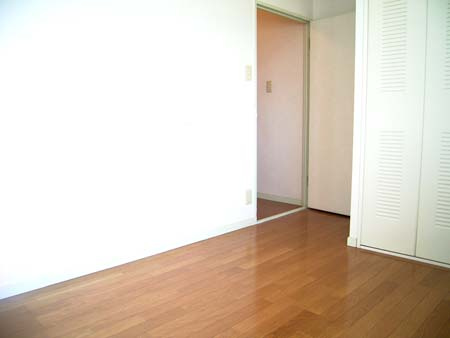 伽藍館の洋室|明るい洋室です