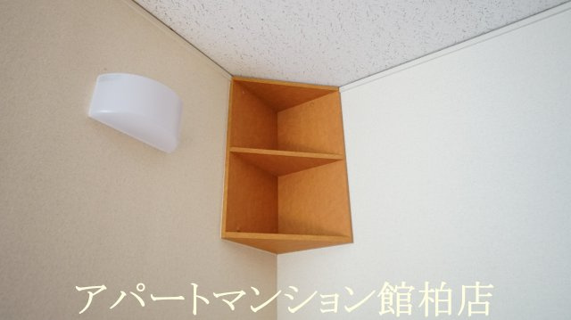 レオパレス小柴の収納
