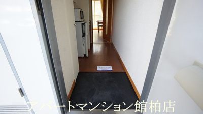 【玄関】 | レオパレス小柴