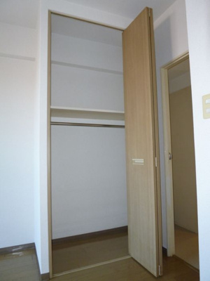 【収納】 | ヴィレ・コート石城 | 別号室の写真になります。現況優先。