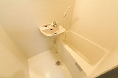 【洗面所】 | オートアール城南 | 別号室の写真になります。現況優先。