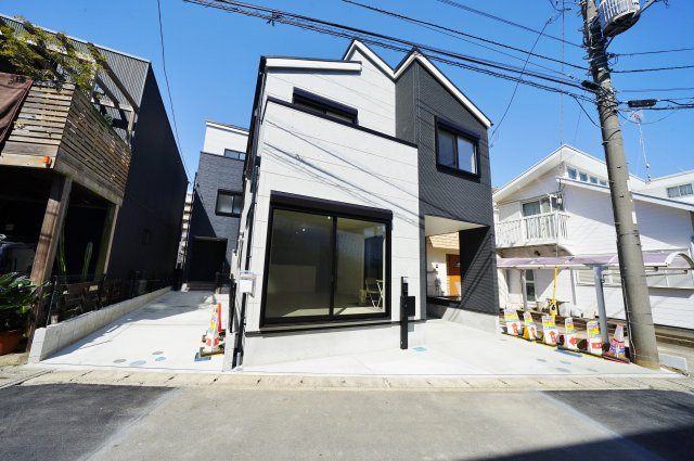 【横浜市旭区さちが丘184-24全２棟新築戸建て１号棟】★仲介手数料無料★（さちが丘小学校・万騎が原中学校）の外観