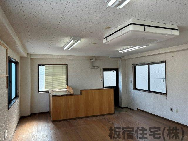  | 戎町５丁目貸店舗・事務所