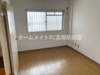 【洋室】 | アヴァンセ高槻 | 203号室の写真です。