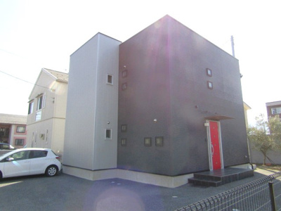 【外観】 | 中古戸建　笛吹市石和町広瀬 | おしゃれな外観です