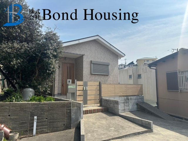 駐車６台 敷地100坪超 明石市朝霧東町１丁目 良質平屋建