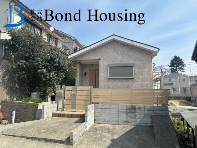 駐車６台 敷地100坪超 明石市朝霧東町１丁目 良質平屋建