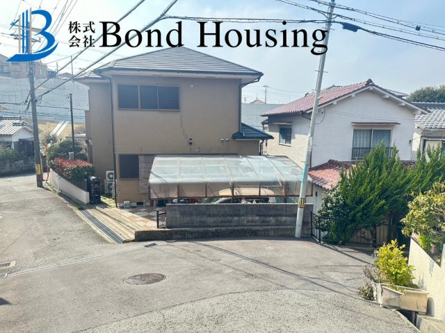 駐車６台 敷地100坪超 明石市朝霧東町１丁目 良質平屋建