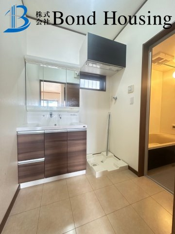 駐車６台 敷地100坪超 明石市朝霧東町１丁目 良質平屋建の和室