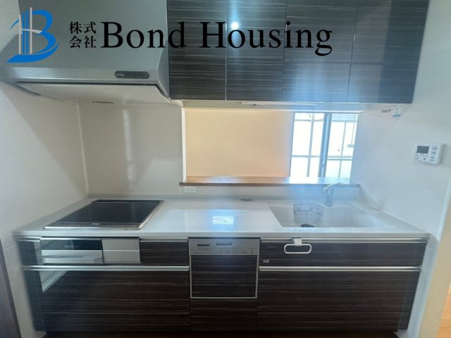 駐車６台 敷地100坪超 明石市朝霧東町１丁目 良質平屋建のトイレ