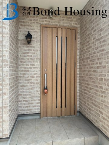 駐車６台 敷地100坪超 明石市朝霧東町１丁目 良質平屋建