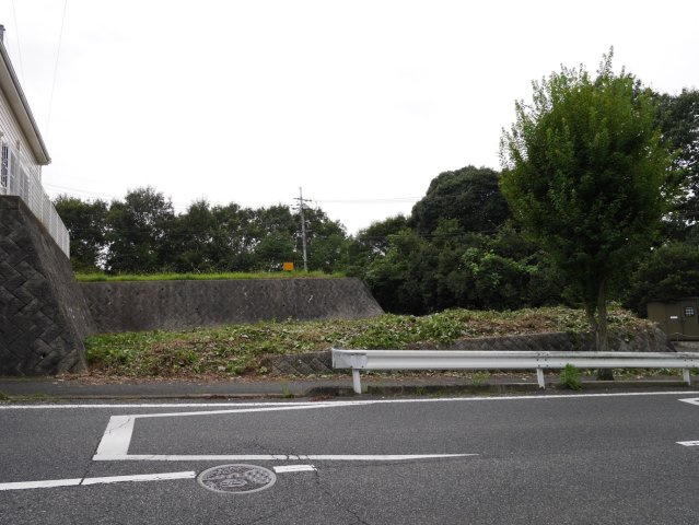 大井南68売地の前面道路含む現地写真