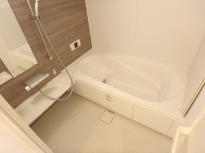 【浴室】 | Ｂｒａｍａ甲東 | 日々の疲れを癒すお風呂付です