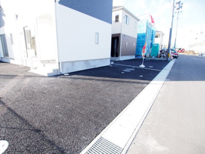 【駐車場】 | Cradle garden　本宮中台第2　3号棟 | 車の移動もスムーズにできます♪