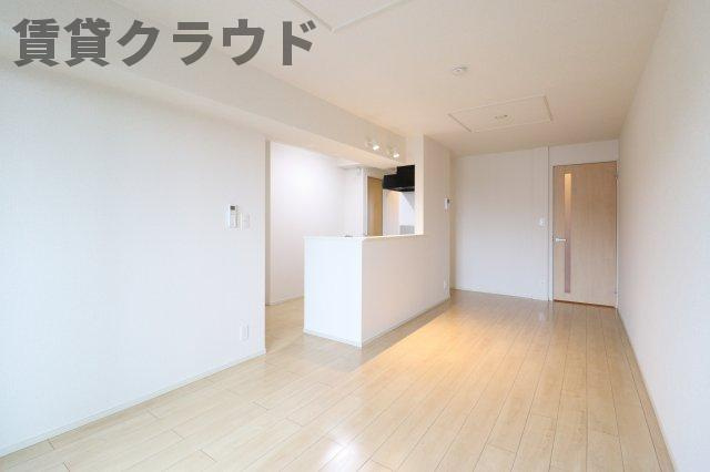 Ｍ　Ｎ　Ｒ．Ⅱの居間・リビング|こちらのリビングで趣味の時間をお楽しみください