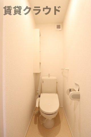 Ｍ　Ｎ　Ｒ．Ⅱのトイレ|温水洗浄便座付きトイレです