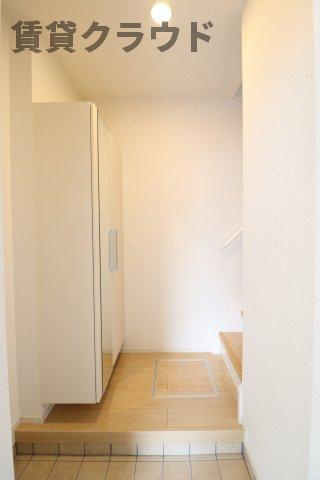 Ｍ　Ｎ　Ｒ．Ⅱの玄関|靴が多くても安心です