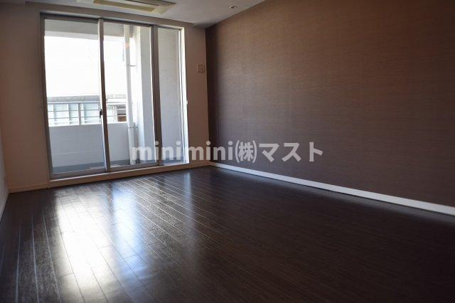 ザ・タワー大阪レジデンスの洋室