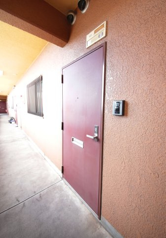 シャトレーミューズの玄関