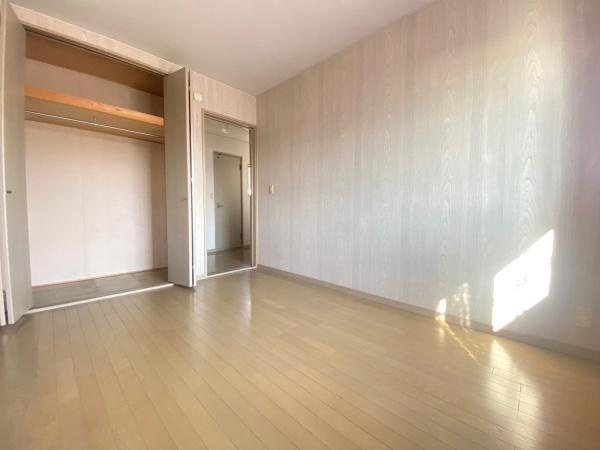 岩出市今中　中古戸建の洋室