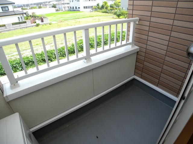 リヴィエール西河原のバルコニー|リヴィエール西河原
