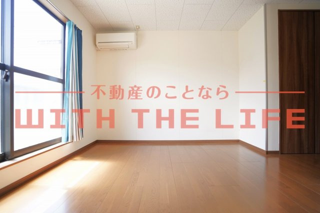 コーポ花水木【10.000円キャッシュバック対象物件】の洋室|明るい洋室です