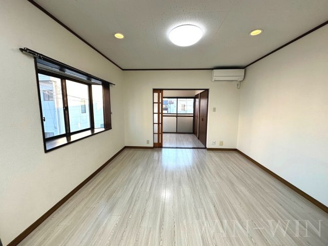 40-kinutaの居間・リビング