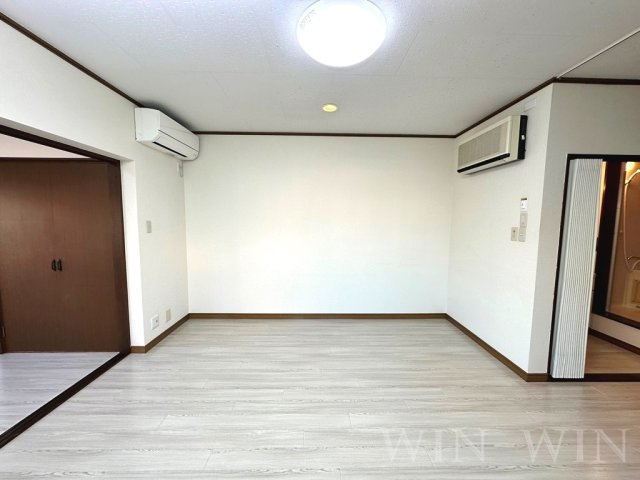 40-kinutaの居間・リビング