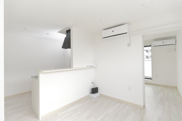 クレディ西小岩の居間・リビング