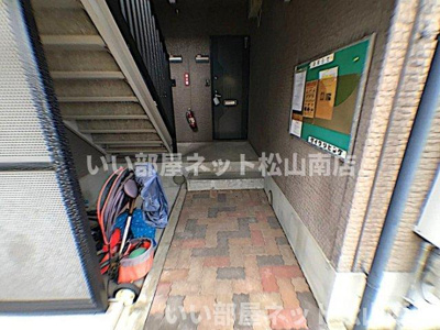 【エントランス】 | ハイカムール来住　D棟