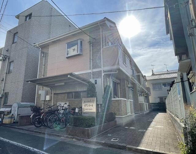 ポアンドールの外観