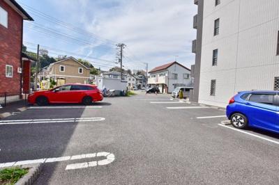 【駐車場】 | フロースト本厚木