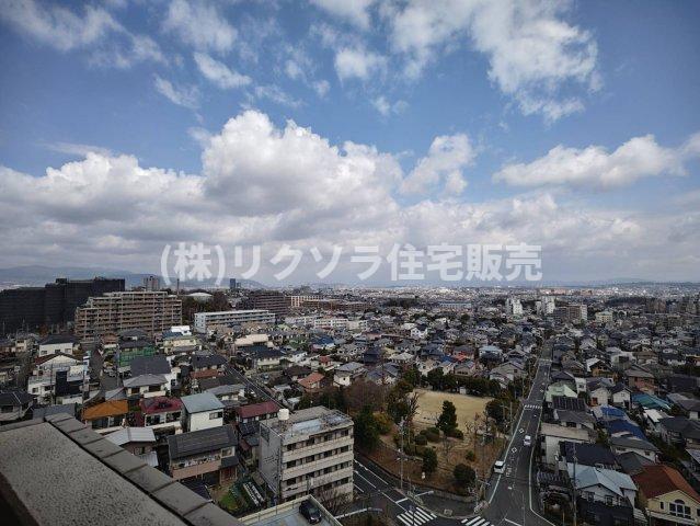 メロディーハイム香里ヶ丘ツインビューベガタワーの展望|日当たり通風良好
■物件内覧・資金計画相談・住宅ローン相談、リフォーム相談、お問合せ受付中■
※当日・翌日のご内覧、ご相談はお電話でのお問合せがスムーズです！