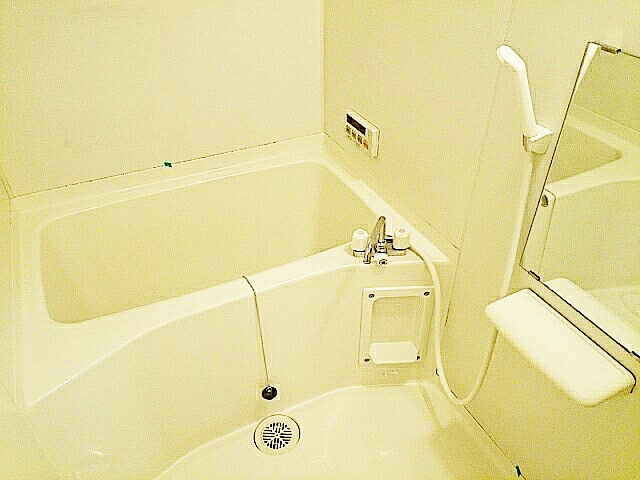 フォレストヒルズＡの浴室